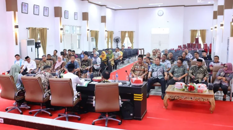 Evaluasi Kinerja, Bupati Bone Tekankan Dampak dan Keselarasan Program Nasional
