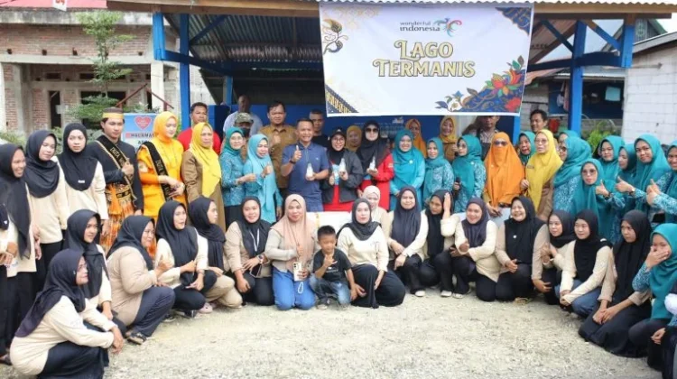 Bupati Bone Resmikan Kawasan Wisata Kuliner Latteko