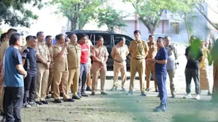 Bersiap Sambut Porprov, Bupati Bone Pimpin Aksi Bersih-bersih di GOR Lapatau