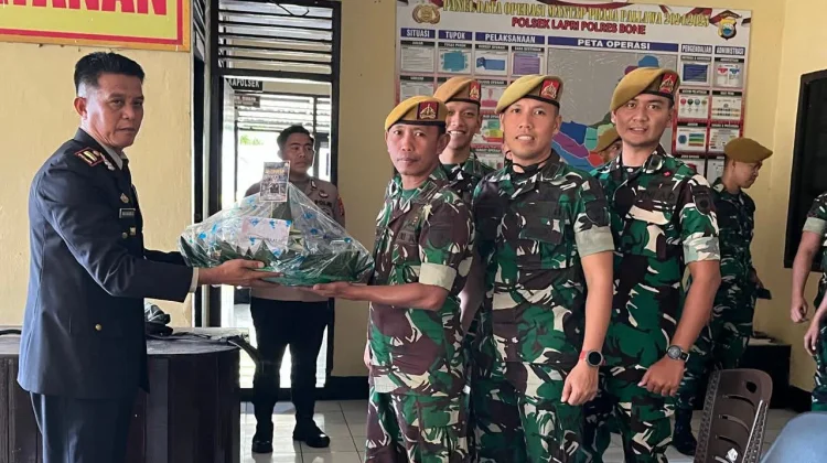 Yon Armed Kawali Beri Kejutan Hari Bhayangkara ke Polsek Lappariaja