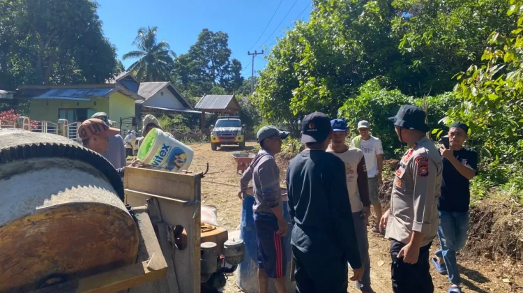 Gotong Royong Bontocani Satukan Pembangunan Jalan Pelosok Bone