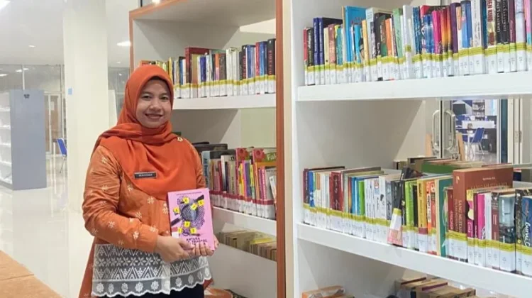 Pustakawan Sebagai Penjaga Literasi Bangsa