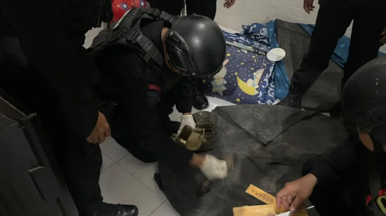 Granat dan Amunisi Ditemukan di Rumah Warga di Bone