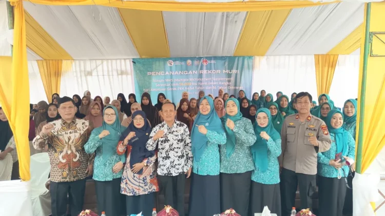 Cegah Stunting, Ratusan Ibu Hamil di Bone Konsumsi MMS  Secara Serentak