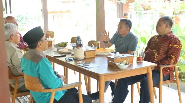 Bupati Bone dan Bupati Sleman Bahas Sinergi Pembangunan Daerah