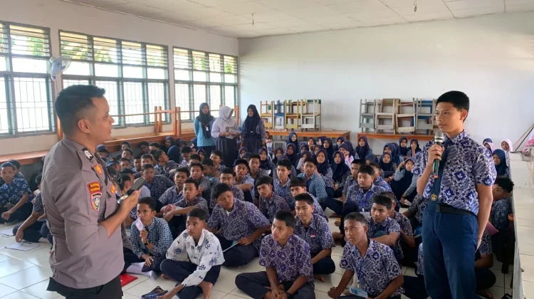 Polisi Edukasi Bahaya NAPZA di MPLS