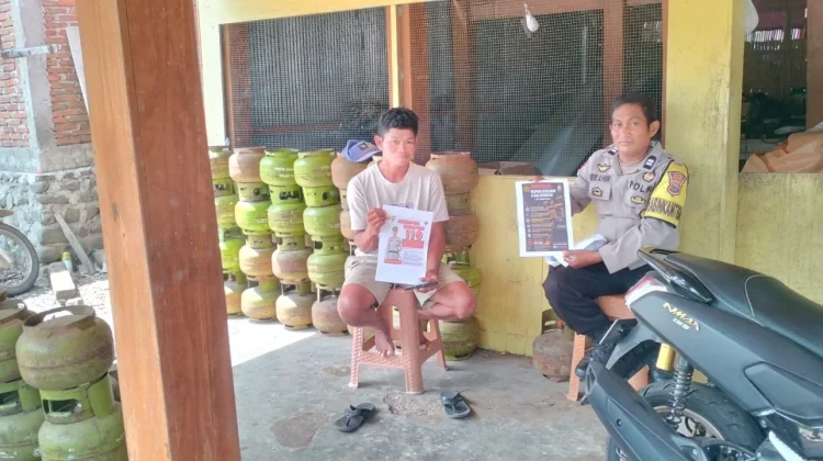 Bhabinkamtibmas Soppeng Ingatkan Pangkalan LPG Patuhi Aturan Penyaluran