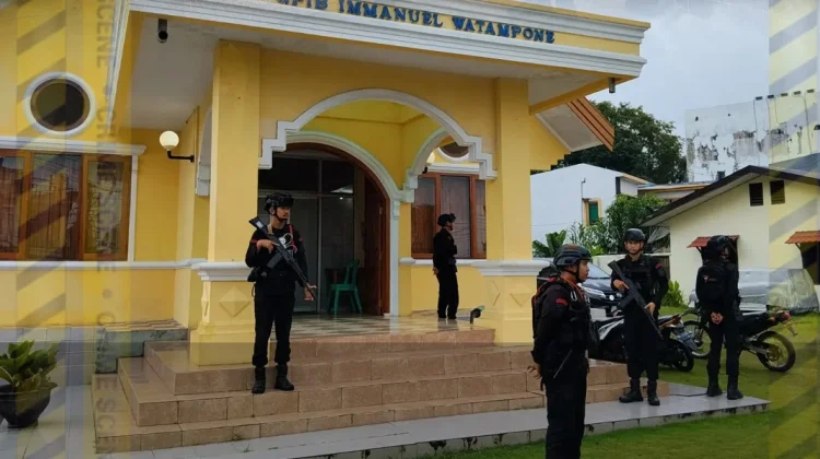 Brimob Bone Perketat Pengamanan Gereja Demi Kelancaran Ibadah Mingguan