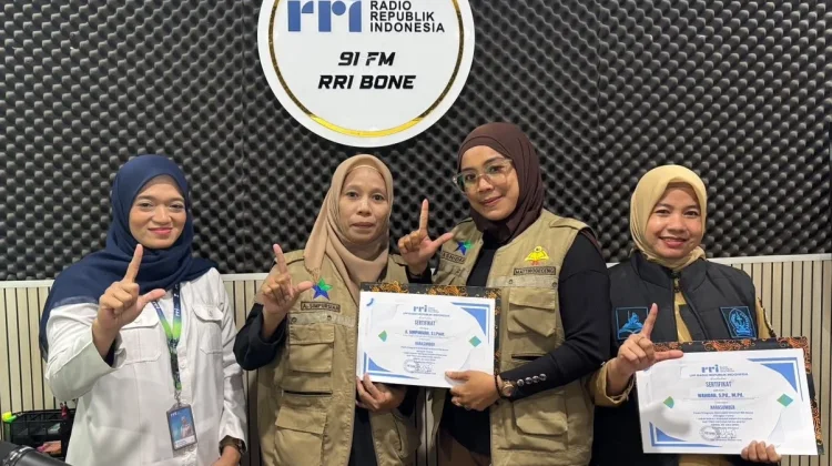 Berangkat dari Keresahan, Perpustakaan Mattiro Deceng Hadir di Desa Watu