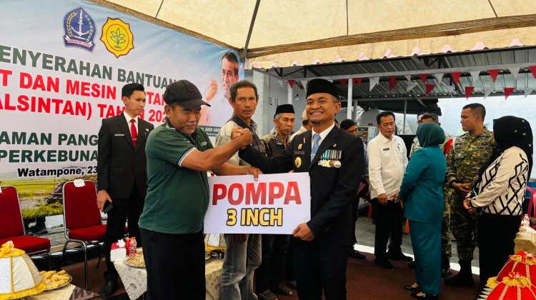 Pemkab Bone Salurkan 1.568 Alsintan ke Petani, Dukung Swasembada Pangan