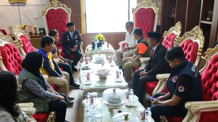Bupati Bone Bahas Hibah Rehabilitasi Pascabencana Bersama BNPB