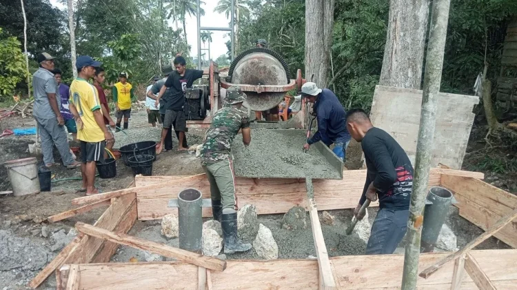 TMMD Bone Percepat Pembangunan Jembatan Bersama Warga Desa Tadang