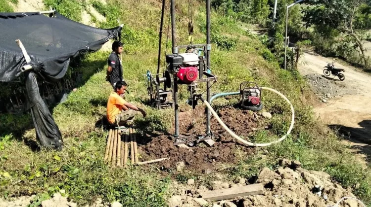 Satgas TMMD Bone Pantau Pengerjaan Sumur Bor Desa Samaenre