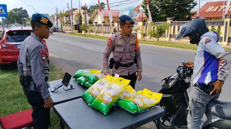 Gerakan Pangan Murah Brimob Bone Diserbu Warga Dukung Ketahanan Pangan