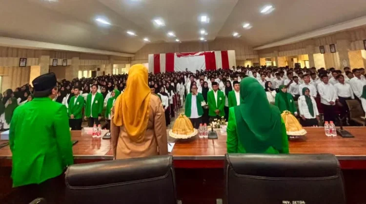 Pj Sekda Bone Lepas Seribu Mahasiswa KKN IAIN Bone
