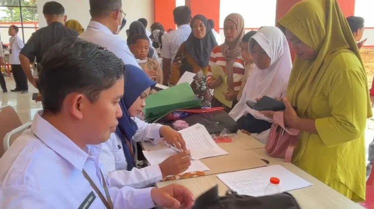Orang Tua di Bone Kembali Titip Anak ke Sekolah Rakyat, Ini Alasannya