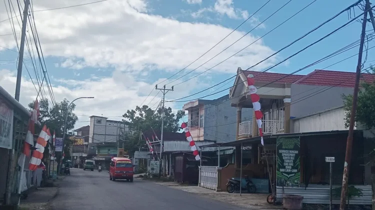 Jelang HUT RI, Diskominfo Sinjai Ajak Warga Pasang Bendera dan Umbul-umbul