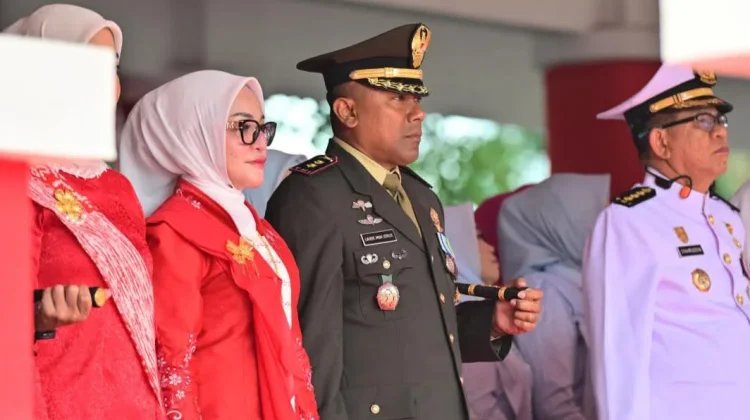 Dandim Bone Hadiri Upacara HUT RI di Lapangan Merdeka