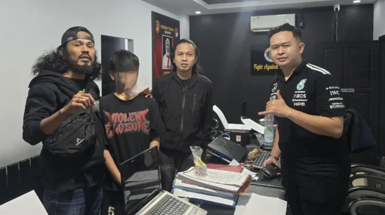 URC Resmob Polres Bone Kejar 15 Pemuda, Satu Diamankan Bawa Sinte