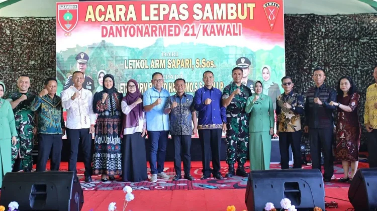 Lepas Sambut Danyon Armed 21/Kawali, Kapolres Bone Tekankan Sinergitas