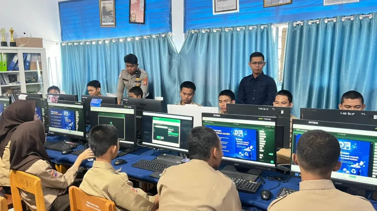 Polres Soppeng Edukasi Siswa SMK tentang Pemanfaatan AI