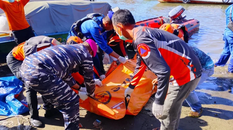 Tiga Hari Hilang, Nelayan Kajuara Ditemukan Mengapung di Perairan Pulau Kanalo Dua
