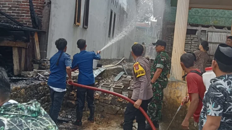Rumah Permanen di Sengempalie Bone Terbakar, Rugi Rp120 Juta