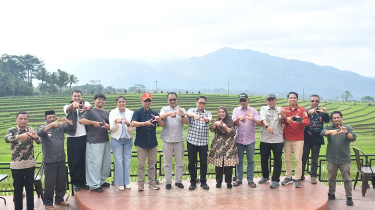 Bupati Sinjai Dampingi BI Menjajal Potensi Wisata dan Kopi di Sinjai Barat