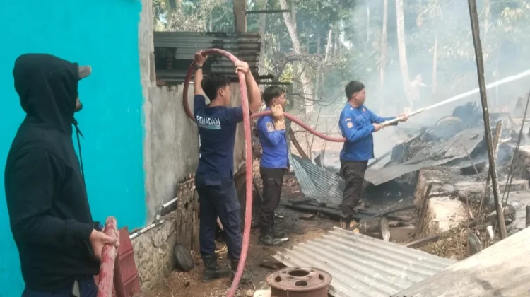 Rumah Panggung di Lappariaja Terbakar, Kerugian Rp100 Juta