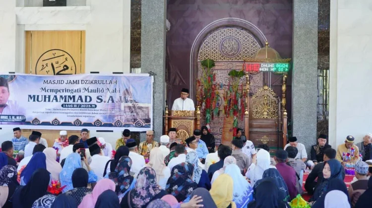 Wabup Bone Ajak Warga Teladani Akhlak Rasulullah dalam Kehidupan