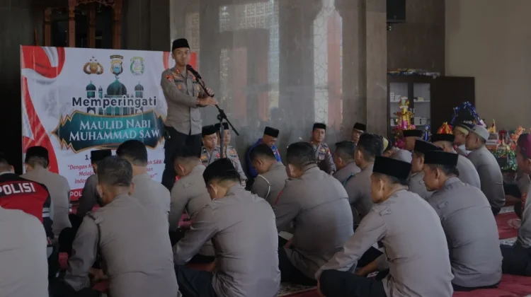 Polres Bone Peringati Maulid Nabi, Teladani Akhlak Rasulullah