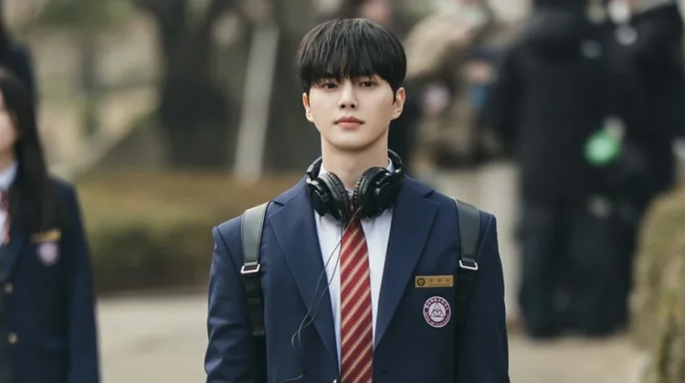 Song Kang Comeback lewat Drama Four Hands Two Sonatas