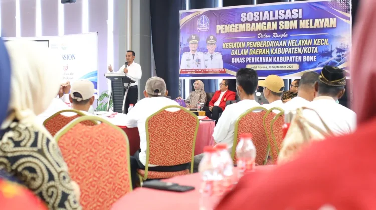 Bupati Bone Buka Sosialisasi Pengembangan SDM Nelayan di Watampone