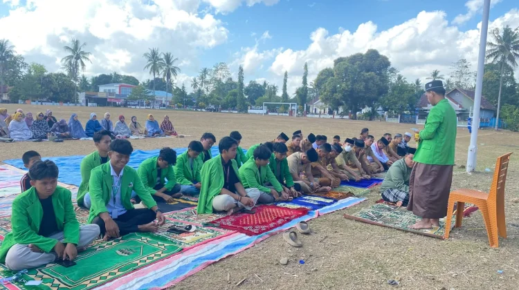 Mahasiswa KKN-R IAIN Bone Gelar Shalat Istisqa di Libureng