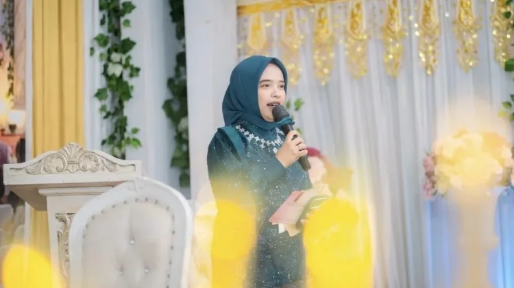 Eksis di Era Modern, Baju Bodo Tetap Jadi Favorit Gen Z di Bone