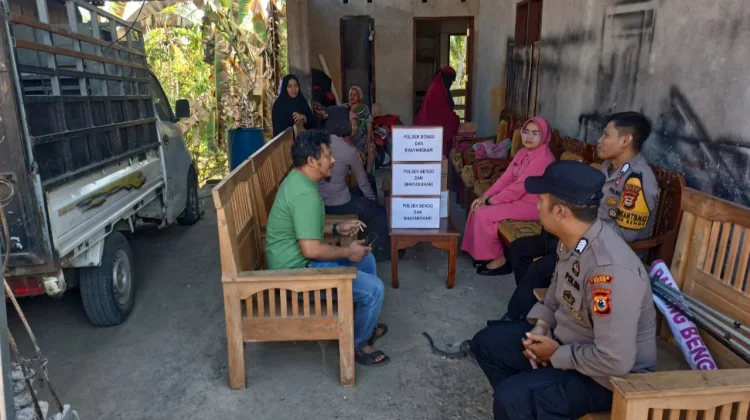 Dapur Rumah Warga di Bengo Terbakar, Polisi Salurkan Bantuan