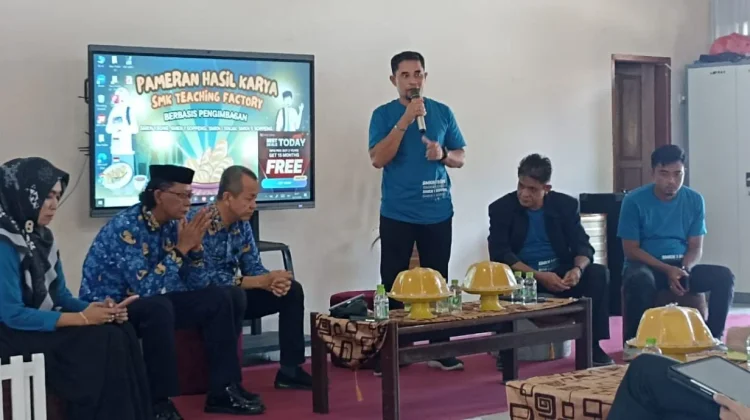 Lacak Jejak Alumni, SMKN 1 Bone Maksimalkan Tracer Study