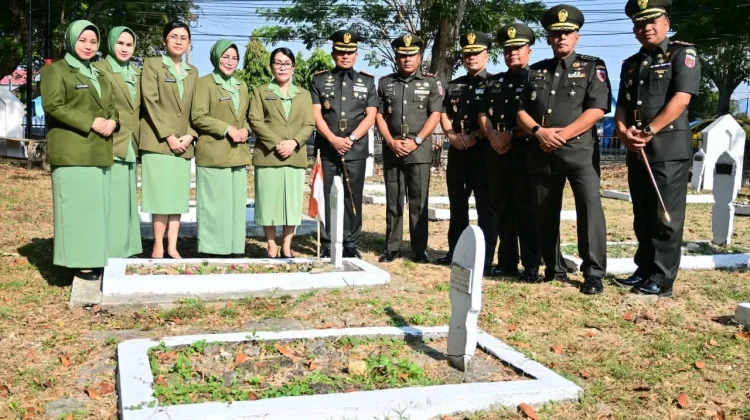 Dandim Bone Ziarah Makam Pahlawan Sambut HUT TNI