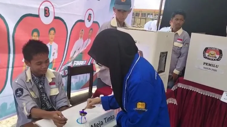 SMKN 1 Sinjai Pilih Ketua OSIS Pakai E-Voting