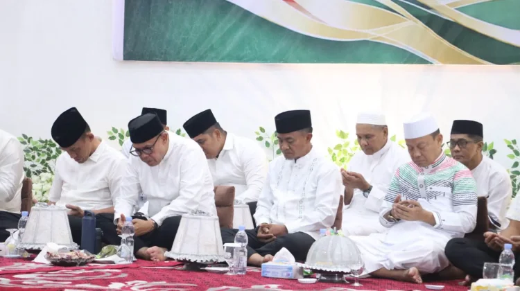 Kapolres Bone Hadiri Tausiah dan Doa Bersama 100 Hari Wafatnya Muhammad Aras Genda
