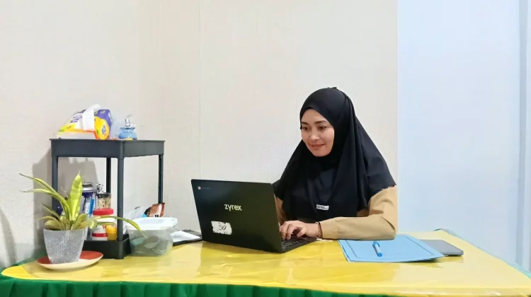 Peringati Hari Guru Sedunia, Kepsek SMPN 5 Watampone: Guru Tulang Punggung Bangsa