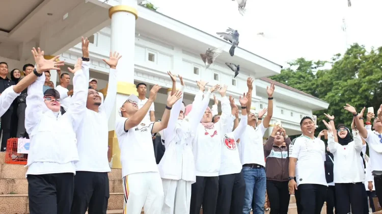Valentine di Bone, Bupati-Wabup Lepas Merpati Simbol Kesetiaan