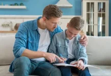 Keterlibatan Ayah dalam Pengasuhan Ciptakan Generasi Emas