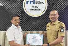 DLH Bone Fokus Percantik Lapangan Merdeka Watampone