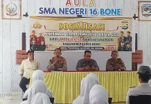Polres Bone Sosialisasi Penerimaan Anggota Polri di SMAN 16