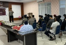 Kapolsek Donri-Donri Safari Ramadan Ajak Warga Jaga Kamtibmas