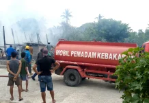 Diduga Korsleting Listrik, Rumah Imam Masjid Bone Terbakar
