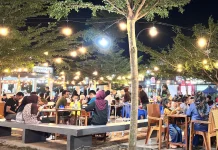 Pasca Lebaran, Alun-Alun Sinjai Jadi Ruang Reuni Warga di Malam Hari