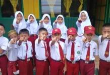 Hari Pertama Sekolah Tantangan Bagi Ibu usai Lebaran