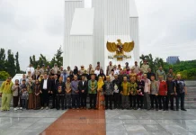 HJB ke-696, Wabup Bone Ziarah Makam di TMP Kalibata